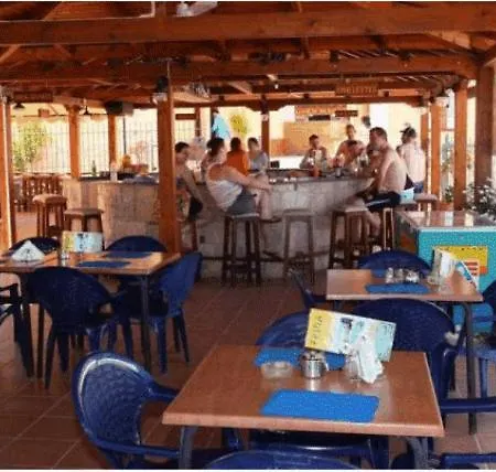 Frida Village Aparthotel